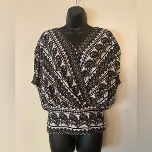 Black and White Paisley Women's Top